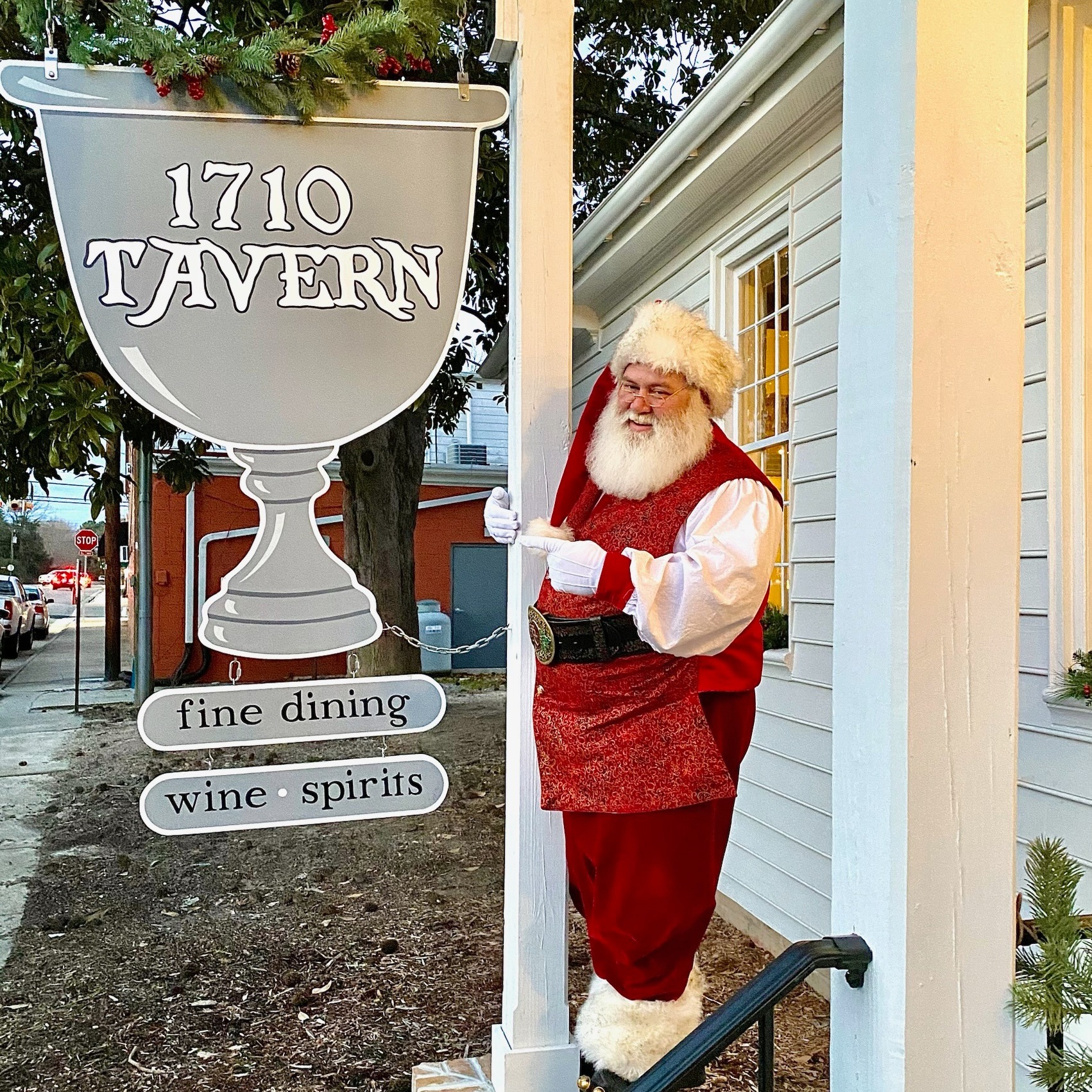 Dinner with Santa at the Tavern