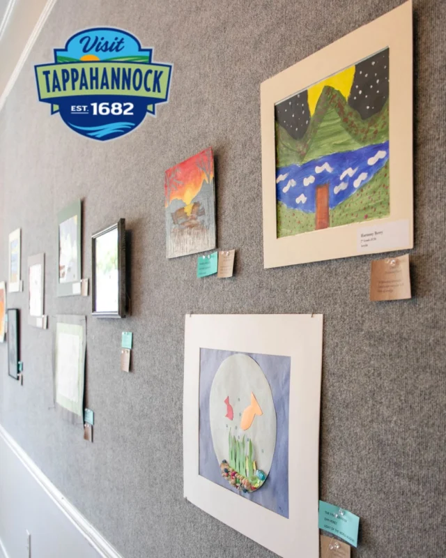 🎨𝐓𝐚𝐩𝐩 𝐈𝐧𝐭𝐨 𝐀𝐫𝐭 𝐓𝐡𝐢𝐬 𝐒𝐮𝐦𝐦𝐞𝐫 𝐰𝐢𝐭𝐡 𝐭𝐡𝐞 𝐓𝐚𝐩𝐩𝐚𝐡𝐚𝐧𝐧𝐨𝐜𝐤 𝐀𝐫𝐭𝐢𝐬𝐭𝐬’ 𝐆𝐮𝐢𝐥𝐝! ☀️

Get ready for a colorful, creative summer in Tappahannock! The @tappartguild (TAG) is hosting a full season of art-inspired events that bring the community together through imagination, expression, and fun.

🖌️ Free workshops led by VMFA instructors
🍷 Sip & Create nights for adults
🎨 KidzArt during the Tappahannock Farmers Market
📚 Creative collaborations with Essex County Public Library
🖼️ Exhibit Openings on Tappahannock Date Night's

Whether you’re painting a silk scarf, crafting whimsical Scandinavian animals, or channeling your inner Frida Kahlo—there’s a space for you to create, connect, and be inspired.

✨ Come make art, make friends, and make memories this summer in Tappahannock!

📅 Full event schedule & registration info ➡️ www.visittappahannock.com/events

#visittappahannock  #TappahannockTAG #tappintoart #summerofart  #virginiaartevents